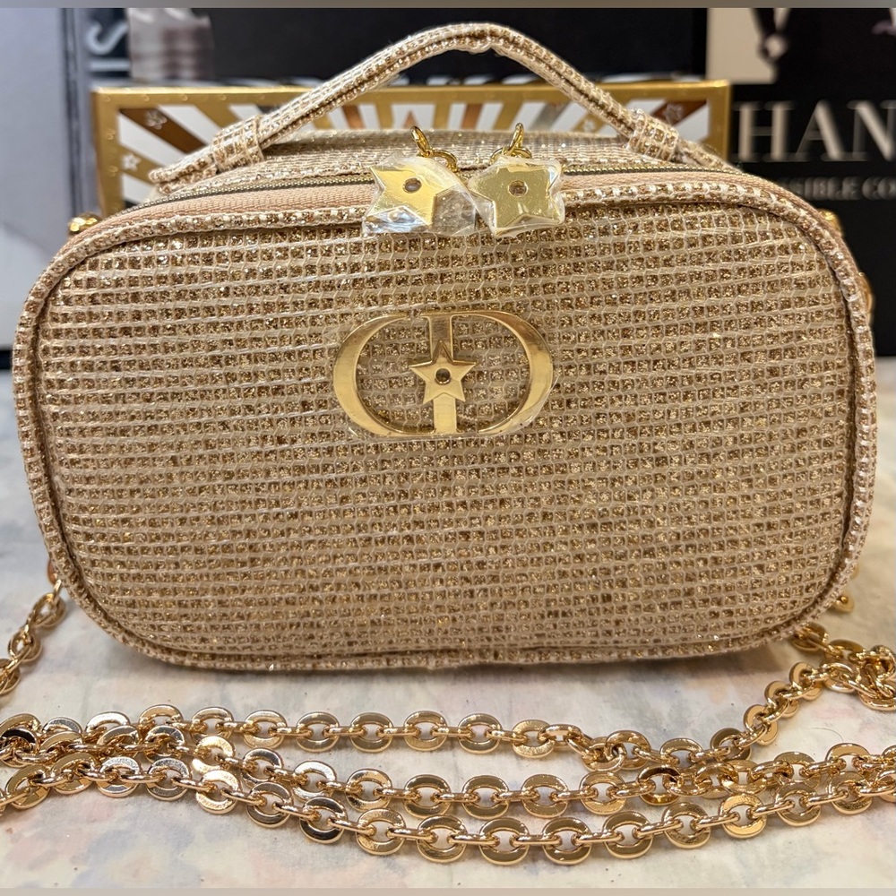 ⭐️Authentic MISS DIOR Reusable Lipstick Holder & Gold Vanity Bag/Crossbody⭐️ - Picture 8 of 12